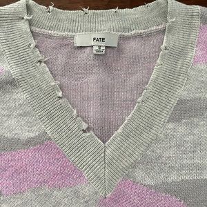 🌟Distressed camo sweater by FATE